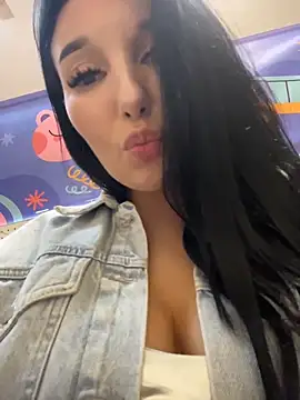 Tisha_Busty webcam