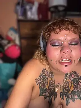 DivineBBWPoison webcam