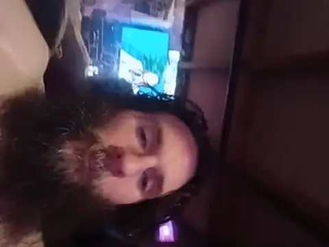 nearby_causual webcam