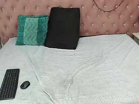 AvrilBennettx webcam