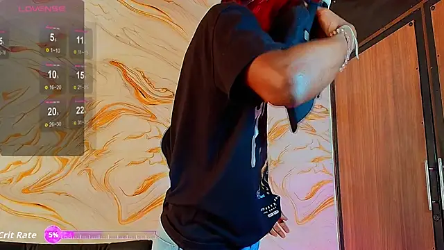 EbonyHansNight webcam