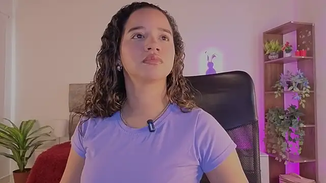 emilyrouxe webcam