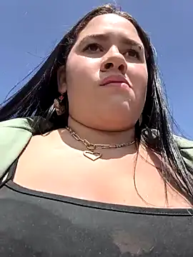 Kendra-daring webcam