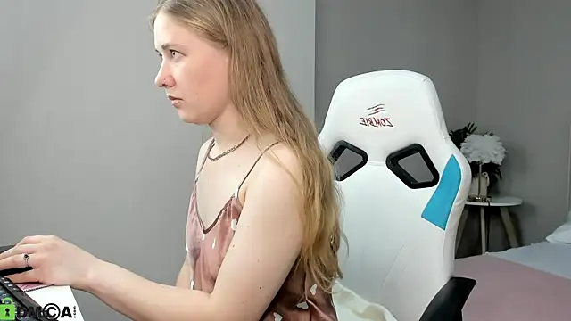 Olivia_Iv webcam