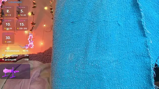 jones_maddy_ webcam