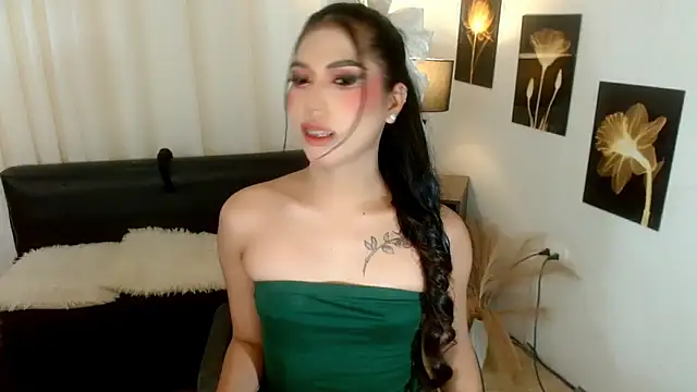 FuckingDolls69 webcam
