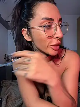 nika_fendi webcam