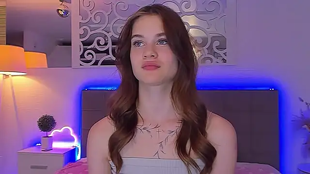LuisaClover webcam