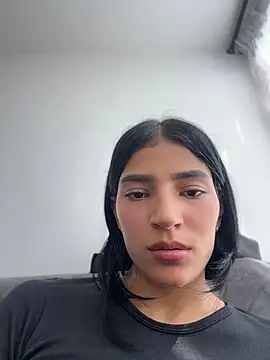 Ema_Rose_ webcam