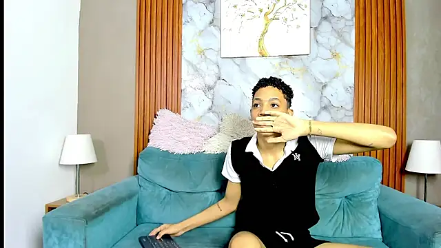 LOVE_GUYS1 webcam