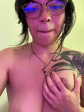 BabySixxxx webcam