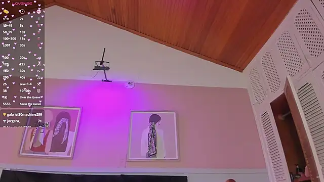 elodie_walker webcam