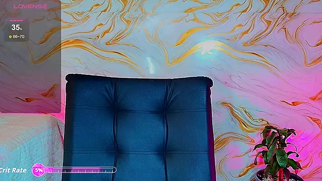 EbonyHansNight webcam