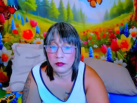 indianroxy webcam
