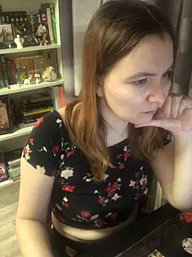 Velvet_Cry webcam