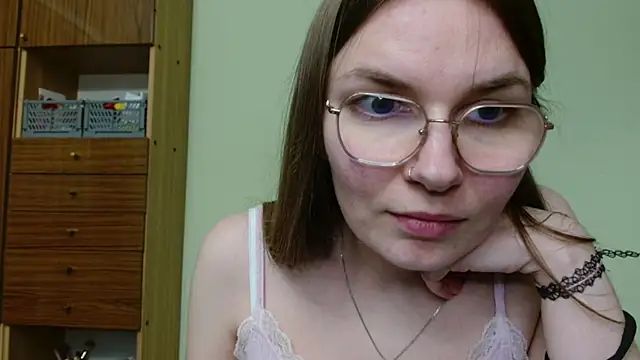 LooveELLYx webcam