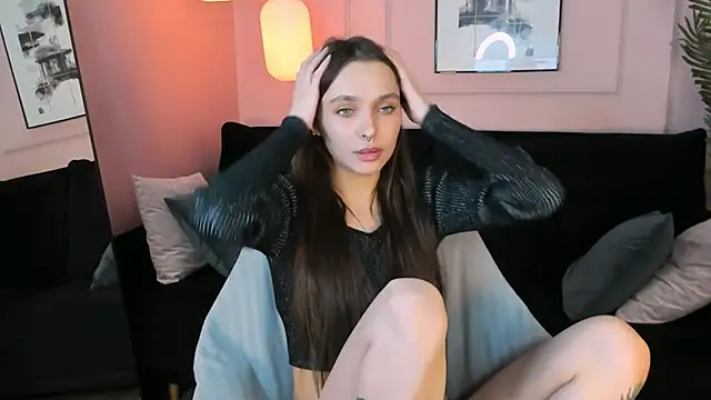 ChloeSunny webcam