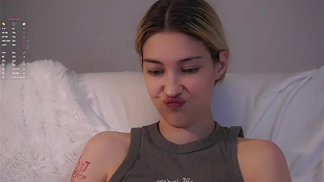 AngelicRice webcam