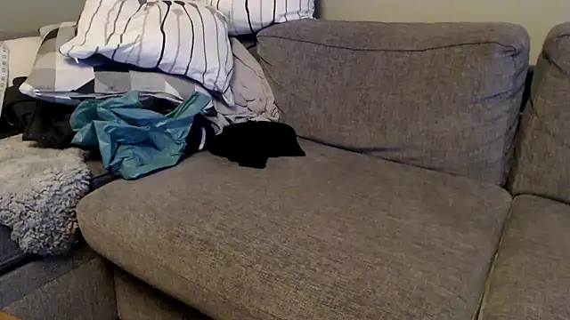 sweeti_em - Sweeti_Em's free webcam - UK Sex Cams