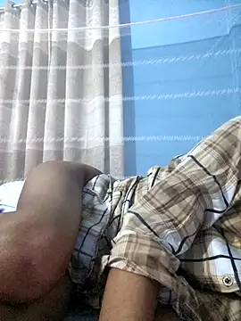 124pakhi webcam