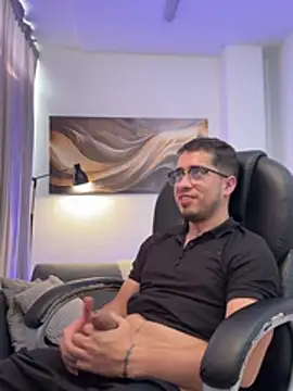 Tommas_Jhonson webcam