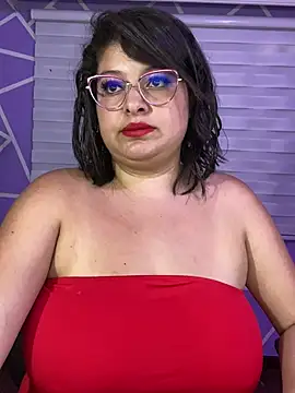 MiiaaJoness