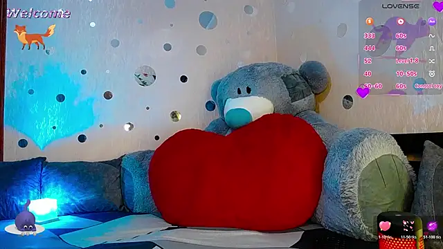 -CUTE-EVIL- webcam