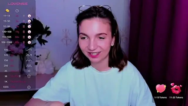 KindHazelHere_ webcam