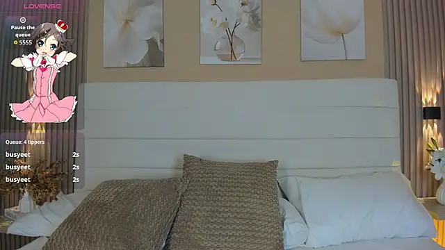LisaLain webcam
