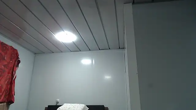 fulloferotic webcam