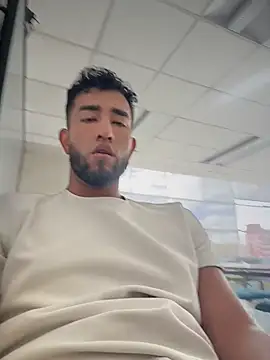 liam_bronw webcam