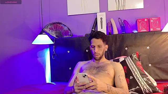 Karim_mansur webcam