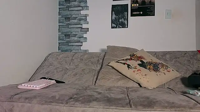 JustClaree webcam