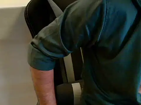 Jenni11Live webcam