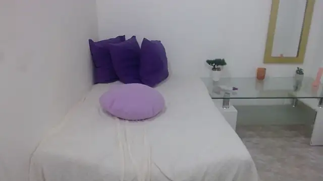 Scarlett_Adams_ webcam