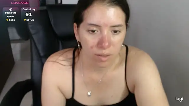 spicey_latina webcam