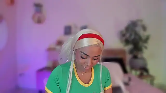YariRose webcam