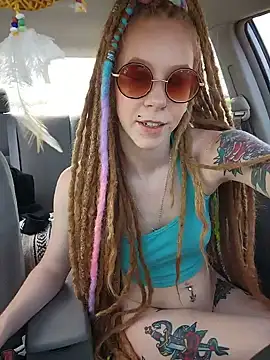 LucidLucy webcam