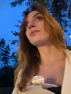 -AngelAri-