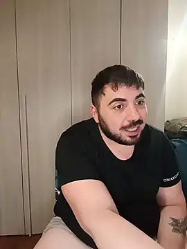 bear_skinny webcam