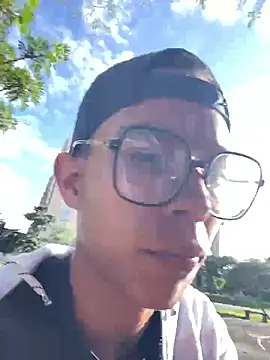 Andres_boy252 webcam