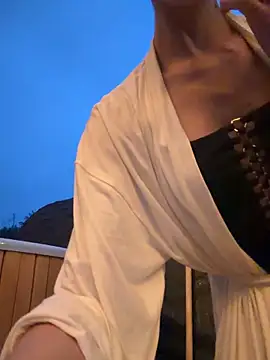 -AngelAri- webcam