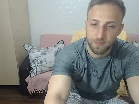 BlondEagleMuscle