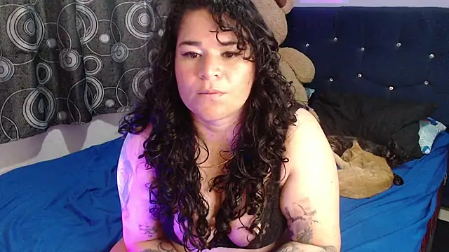 ANGELIQUE_KLANE webcam