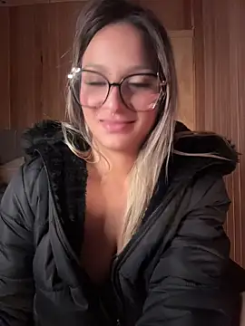 AliceStone19 webcam
