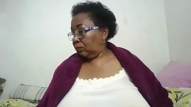 KinkyRicoSaisyours webcam