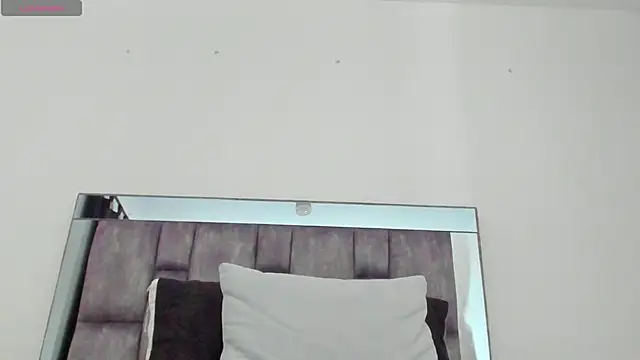 alyssia_ocean webcam