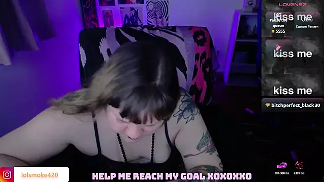 Bdsm_and_fries webcam