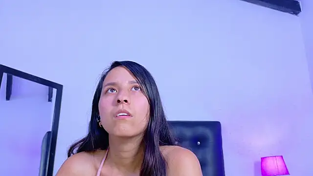 Skinny_hottie18 webcam