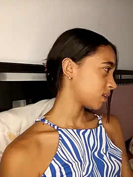 Zoe_Sweett18 webcam